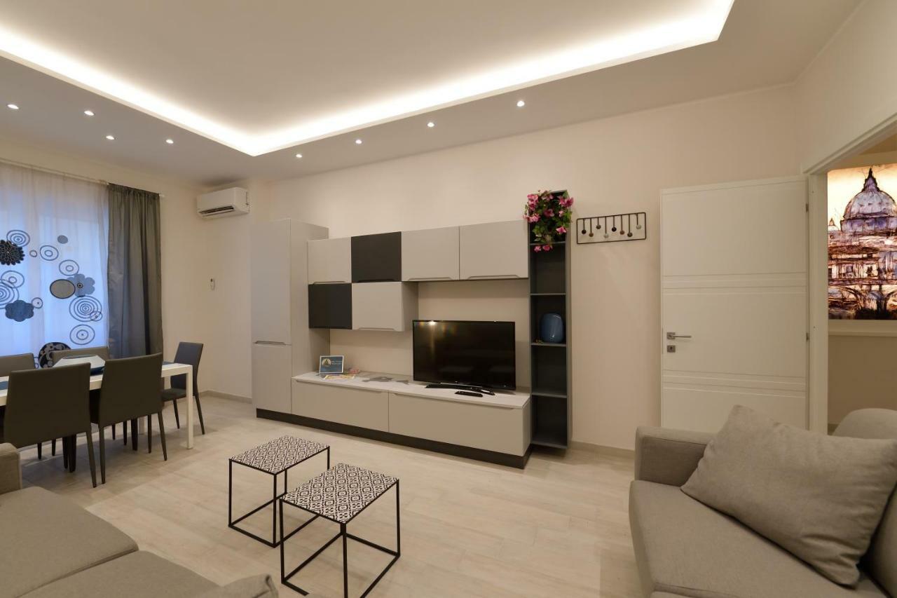 San Pietro Moonlight Luxury Apartment Рим Екстер'єр фото